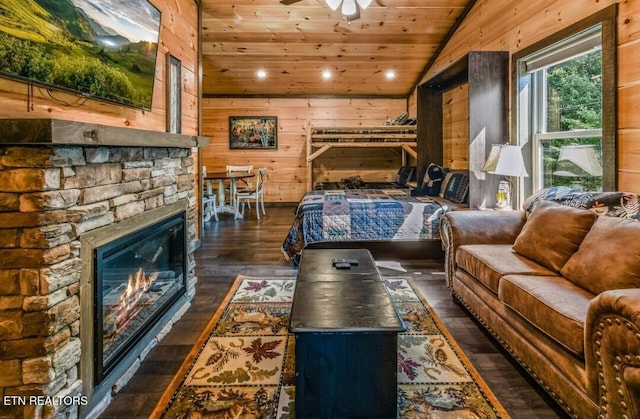 1215 Honeysuckle Ln, Sevierville, TN 37876