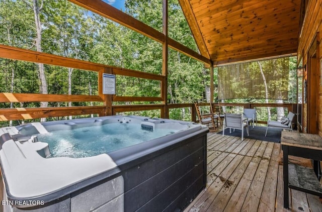 1215 Honeysuckle Ln, Sevierville, TN 37876