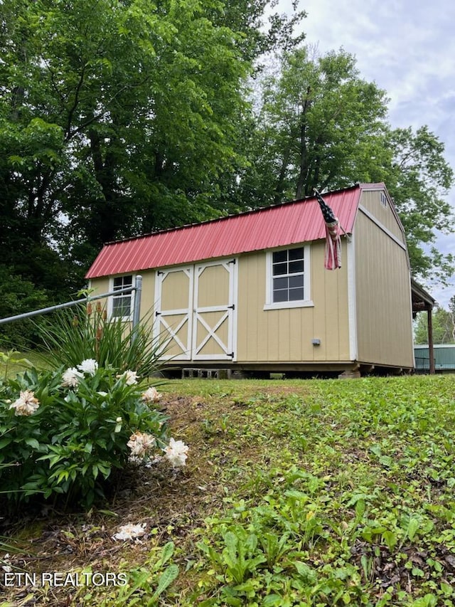 180 Cedar Ln, Jacksboro, TN 37757 - view of shed