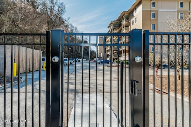 gate featuring fence