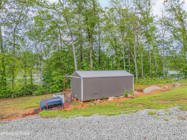 384 Lancer Rd, Harriman, TN 37748 - view of outbuilding featuring an outbuilding