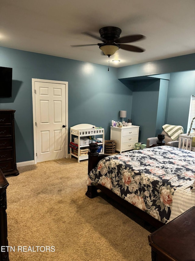 900 Twin Fawn Trl, Middlesboro, KY 40965 - bedroom featuring carpet floors and ceiling fan