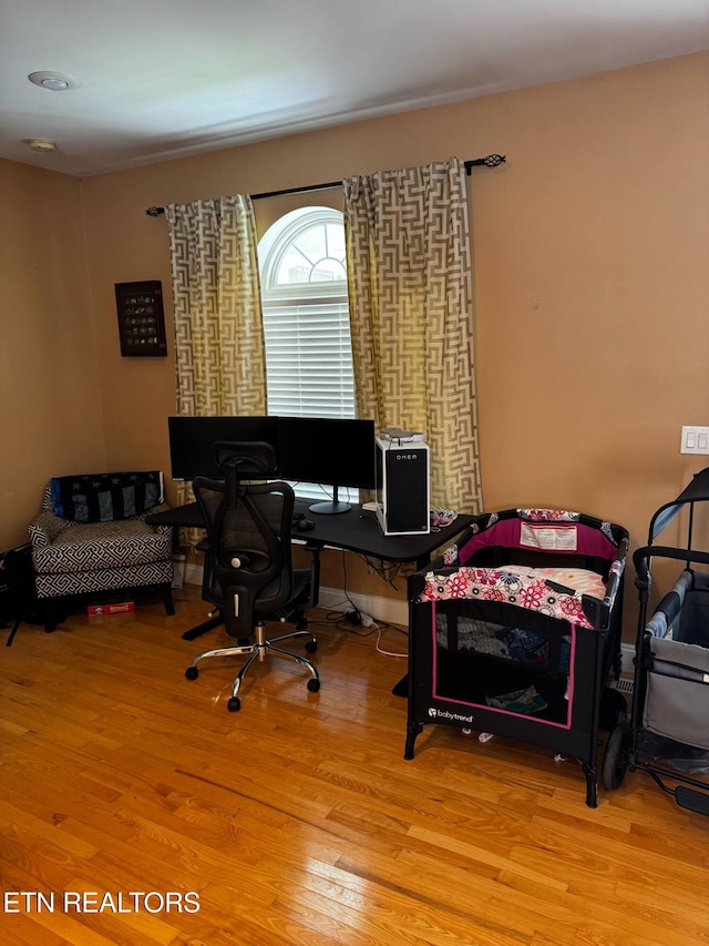 900 Twin Fawn Trl, Middlesboro, KY 40965 - home office with wood finished floors
