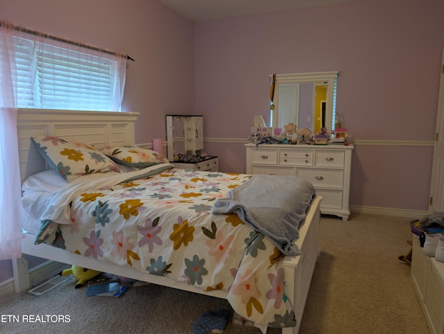 900 Twin Fawn Trl, Middlesboro, KY 40965 - bedroom featuring light carpet and baseboards