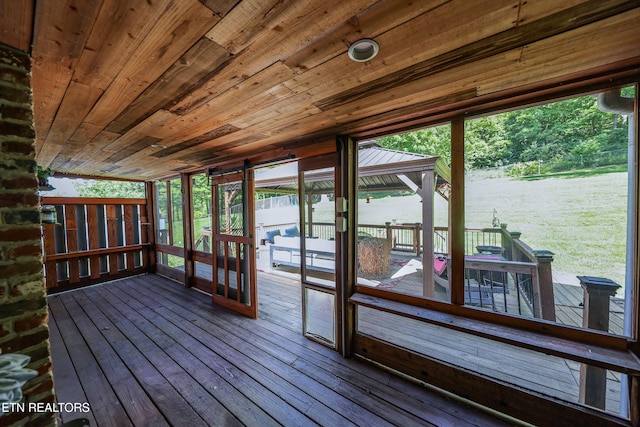 112 Chestnut Hill Rd, Oak Ridge, TN 37830 - view of wooden terrace