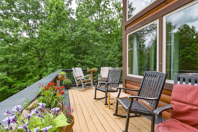 529 Deer Path Ln, Gatlinburg, TN 37738 - view of wooden deck