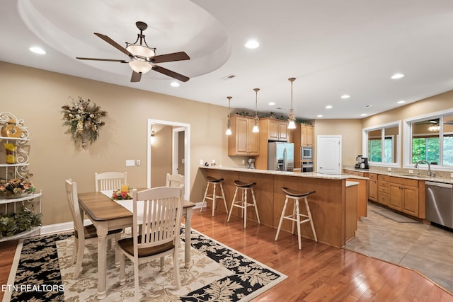 115 Tecumseh Ln, Loudon, TN 37774 - dining area with ceiling fan, light wood-style floors, and recessed lighting
