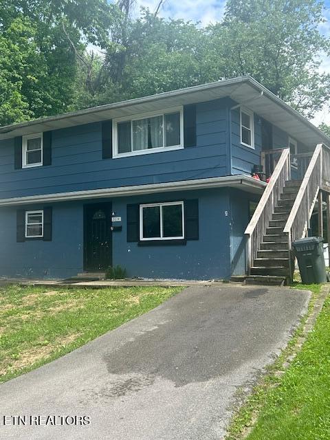3614 Selma Ave, Knoxville, TN 37914 - view of front of home with stairway