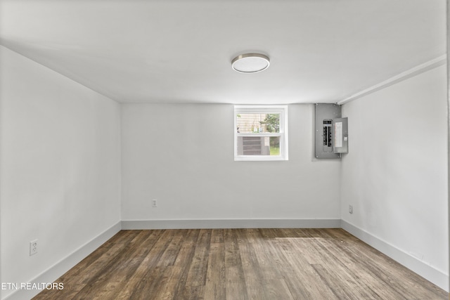 4525 Fawnie Ln, Knoxville, TN 37918 - empty room featuring electric panel, wood finished floors, and baseboards