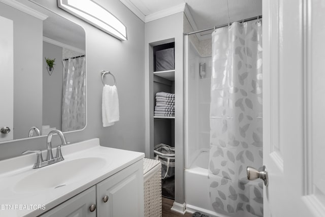 122 Mill Rd, Wartburg, TN 37887 - bathroom featuring ornamental molding, vanity, shower / bath combo with shower curtain, and wood finished floors