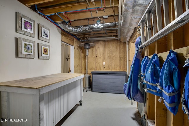 view of unfinished basement