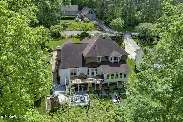 aerial view of property and surrounding area