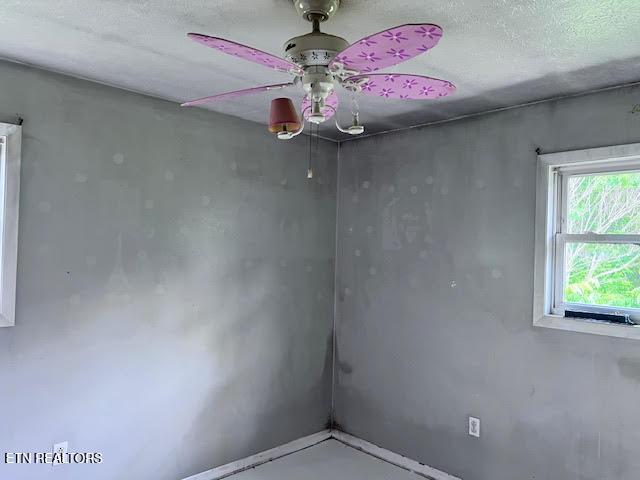 113 Smith Ln, Harriman, TN 37748 - photo 21