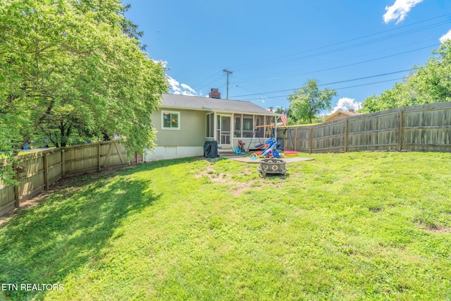 101 Temple Rd, Oak Ridge, TN 37830 - view of yard featuring a sunroom