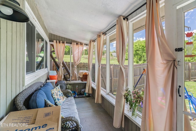 101 Temple Rd, Oak Ridge, TN 37830 - sunroom / solarium featuring vaulted ceiling
