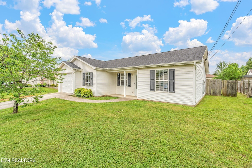7536 Gary White Rd, Corryton, TN 37721 - ranch-style home featuring a garage and driveway