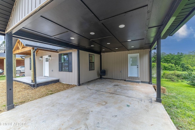911 Valley Vista Dr, Loudon, TN 37774 - view of patio / terrace featuring an attached carport