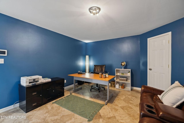 10737 Prince Albert Way, Knoxville, TN 37934 - home office with baseboards