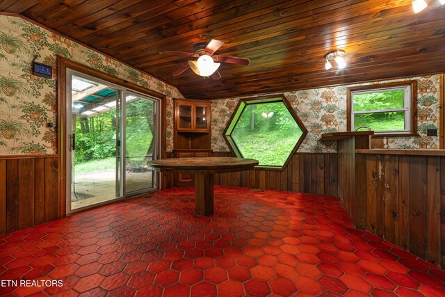 219 Bunch Ln, Clinton, TN 37716 - photo 19