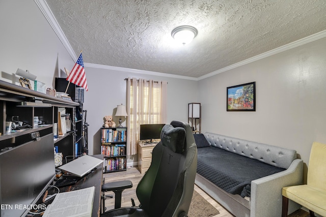 1418 Gulley River Rd, Harrogate, TN 37752 - office space with a textured ceiling, crown molding, wood finished floors, and baseboards