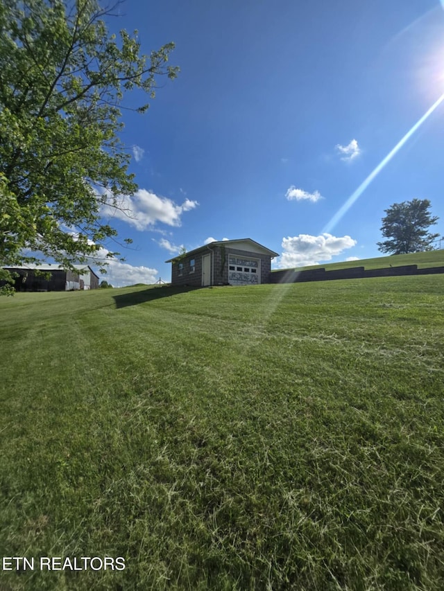 3023 Cave Springs Rd, Tazewell, TN 37879 - view of grassy yard