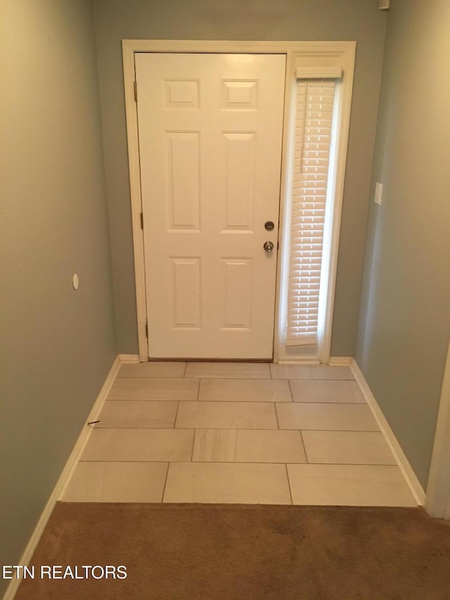 10008 Greylock Way, Knoxville, TN 37931 - entryway with baseboards and tile patterned floors