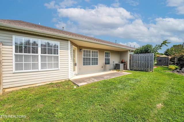 10008 Greylock Way, Knoxville, TN 37931 - rear view of house with central AC and a patio
