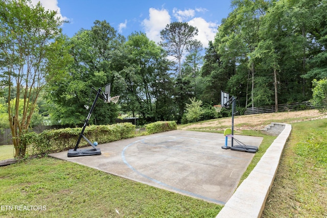 12771 Tanglewood Dr, Knoxville, TN 37922 - view of sport court with basketball hoop