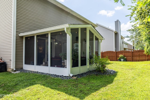 332 Caboose Ln, Maryville, TN 37804 - view of side of home featuring a sunroom
