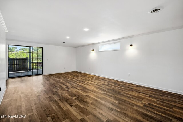 8307 Stoney View Ln, Corryton, TN 37721 - unfurnished room with crown molding, baseboards, dark wood-style floors, and recessed lighting