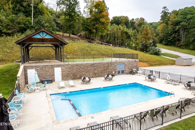 211 Suncrest Cv, Lafollette, TN 37766