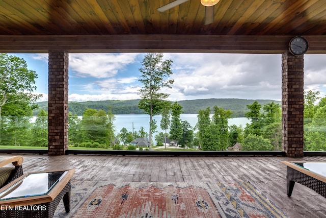 1510 Hickory Pointe Ln, Maynardville, TN 37807 - unfurnished sunroom featuring a water view