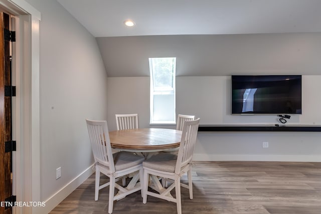 1510 Hickory Pointe Ln, Maynardville, TN 37807 - dining space featuring wood finished floors, lofted ceiling, and recessed lighting