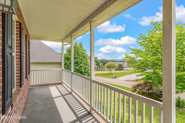 4419 Alder Tree Ln, Knoxville, TN 37938 - balcony featuring a porch