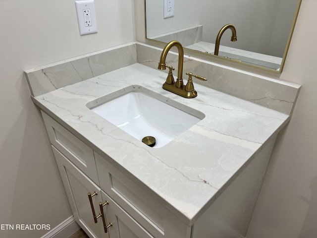bathroom with vanity
