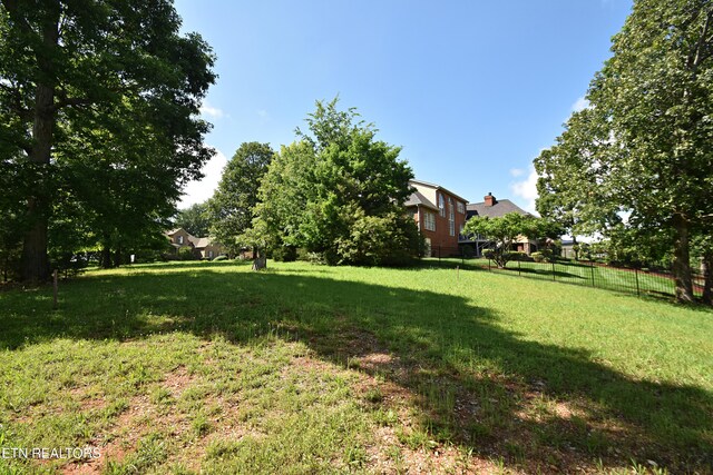 355 Conkinnon Dr, Lenoir City, TN 37772 - photo 14