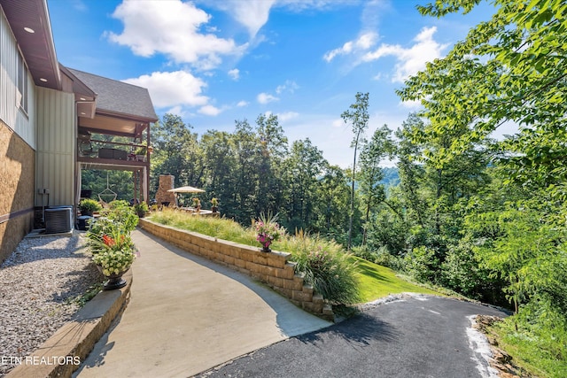 635 Norris Shores Dr, Sharps Chapel, TN 37866 - view of yard featuring a balcony and a patio
