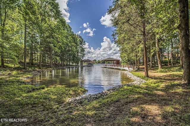 307 Okmulgee Cir, Loudon, TN 37774 - water view with a gazebo