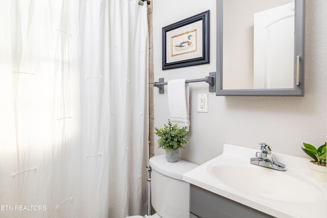 409 Melrose St, Maryville, TN 37803 - bathroom featuring vanity and a shower with curtain