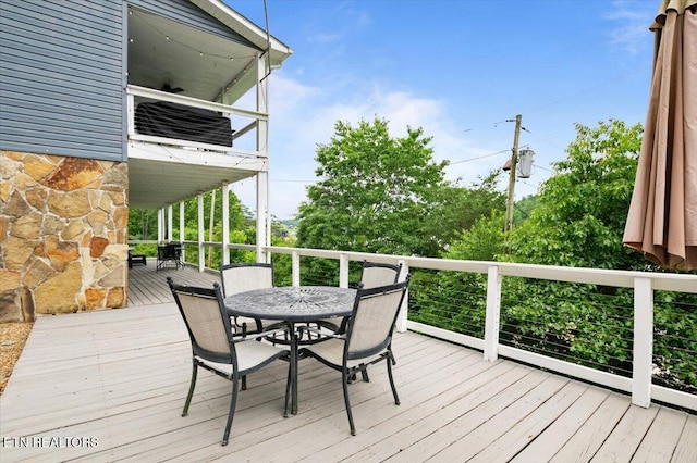 148 Mariner Point Rd, Lafollette, TN 37766 - deck with outdoor dining area