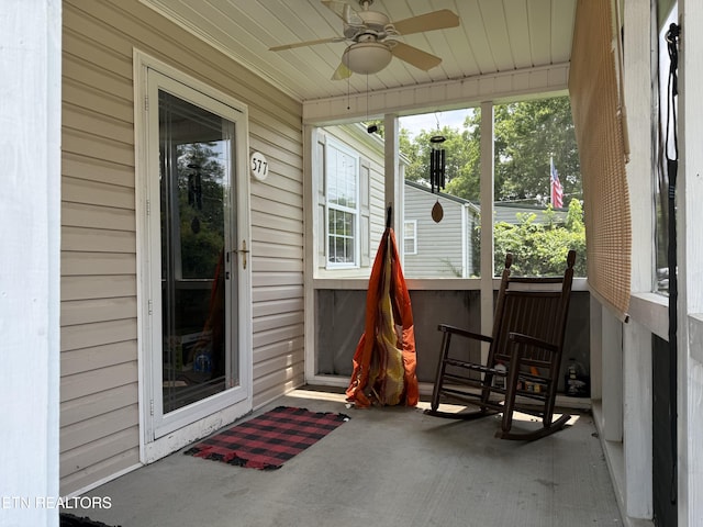 577 Monroe St, Madisonville, TN 37354 - photo 3