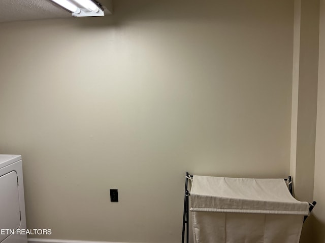166 Stratford Rd, Harrogate, TN 37752 - washroom with washer / clothes dryer