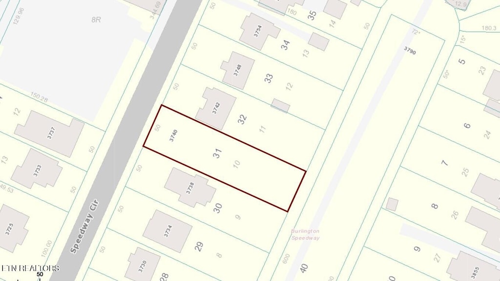 3740 Speedway Cir, Knoxville, TN 37914