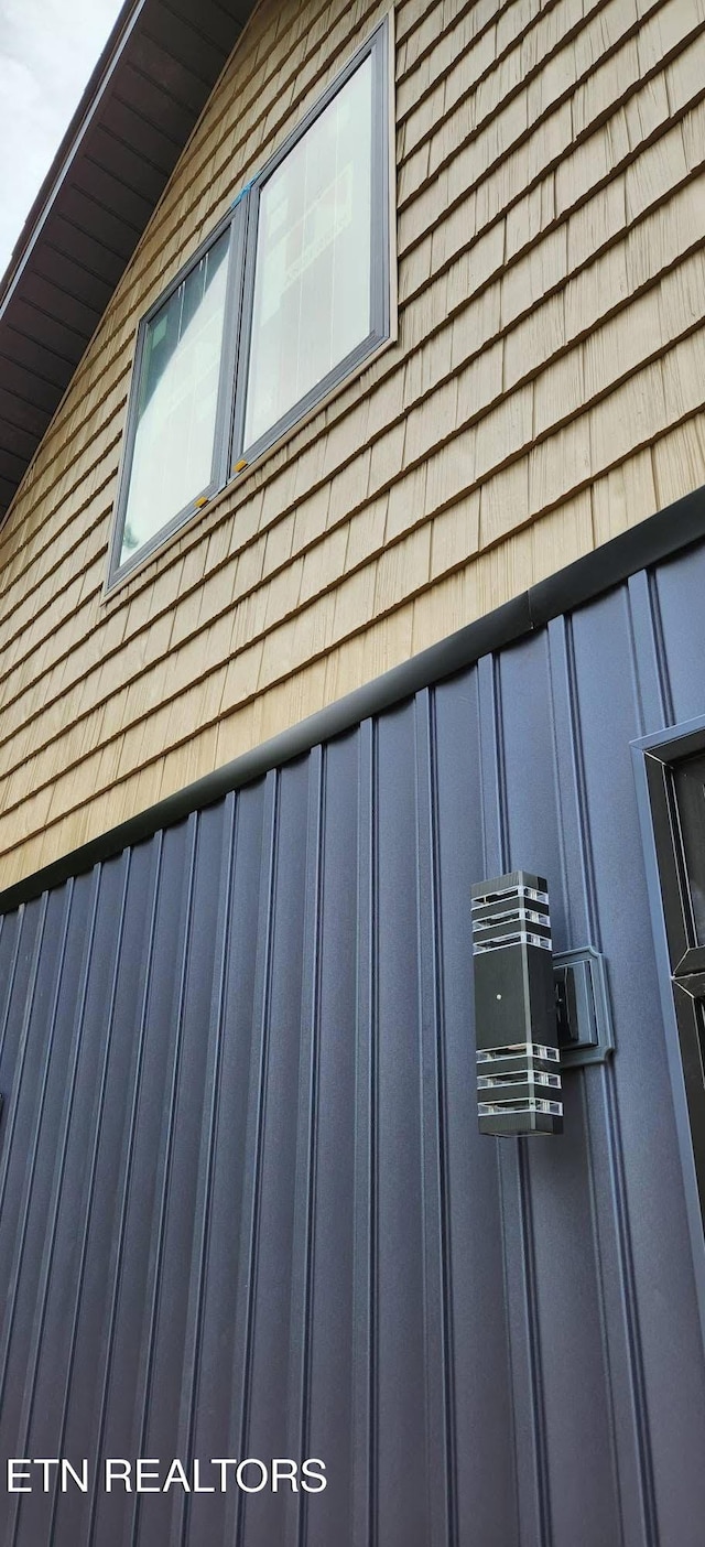 707 Powell Valley Shores Cir, Speedwell, TN 37870 - exterior view of board and batten siding