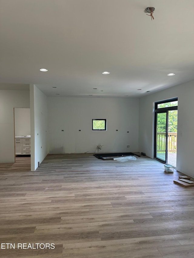 707 Powell Valley Shores Cir, Speedwell, TN 37870 - unfurnished room with light wood finished floors and recessed lighting