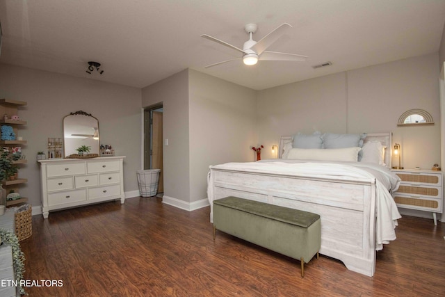 160 Brentwood Pl, Lenoir City, TN 37772 - bedroom with wood finished floors, baseboards, and a ceiling fan
