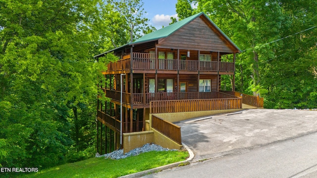 rustic home with a porch