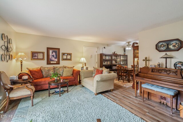 3104 N Broadway St Unit C18, Knoxville, TN 37917