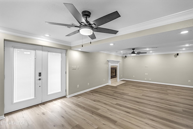 117 Mayview Dr, Powell, TN 37849 - unfurnished living room with crown molding, a ceiling fan, recessed lighting, light wood-style flooring, and baseboards