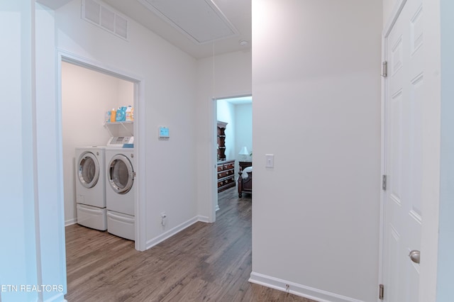 548 Cliff St, Morristown, TN 37814 - laundry room with attic access, separate washer and dryer, light wood-style floors, and baseboards